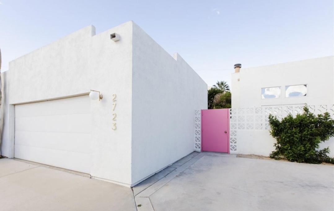 The Pink Paloma - A Barbie Inspired Villa In Палм Спринг Екстериор снимка